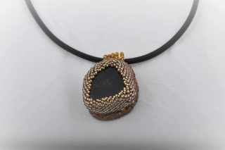 Šperk "Obsidián mokka"